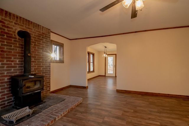 21033 State Highway 86, Cassville, MO 65625