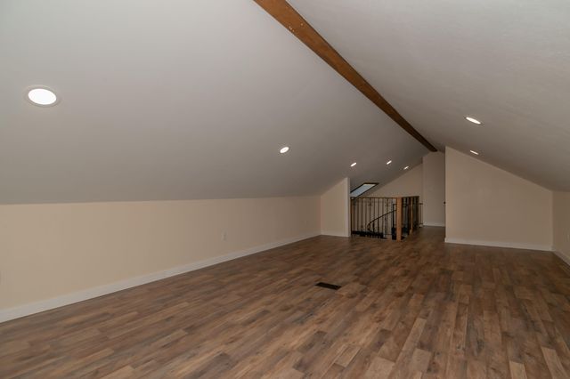 21033 State Highway 86, Cassville, MO 65625