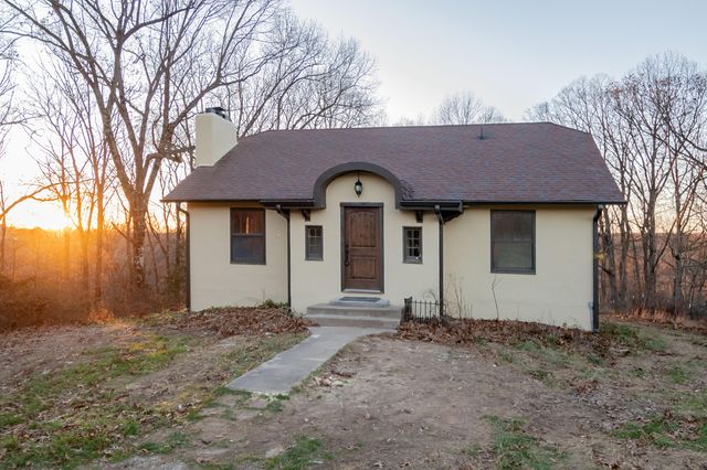 21033 State Highway 86, Cassville, MO 65625