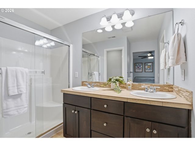 16345 Se SCORIA Ln, Damascus, OR 97089