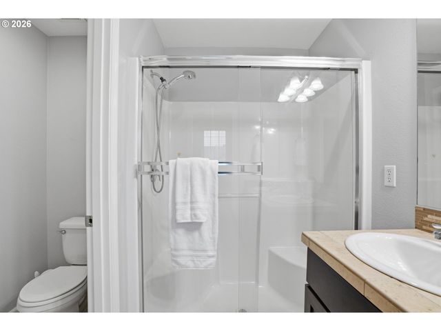 16345 Se SCORIA Ln, Damascus, OR 97089