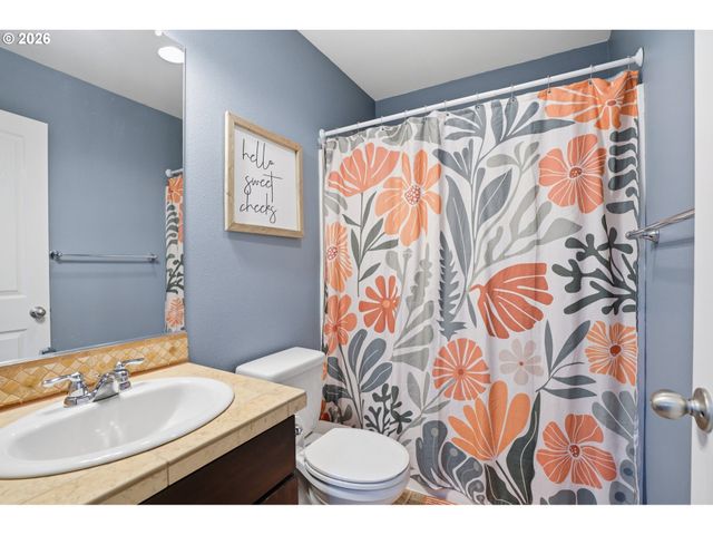 16345 Se SCORIA Ln, Damascus, OR 97089