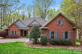 352 Hunting Ridge Lane, Shelby, NC 28150