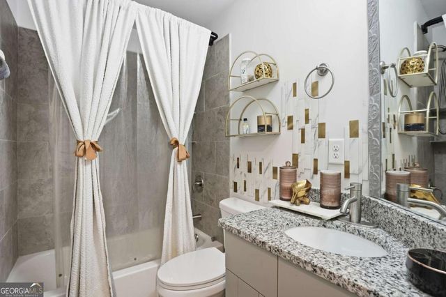 5663 Eternal Drive, Atlanta, GA 30349