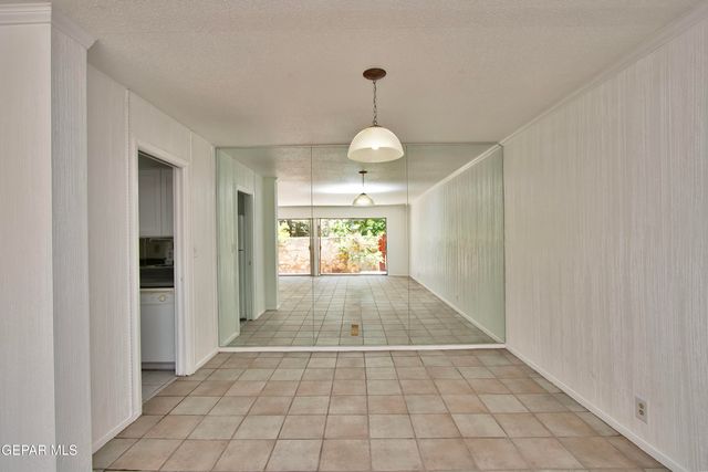 252 Shadow Mountain Drive B1, El Paso, TX 79912