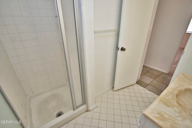 252 Shadow Mountain Drive B1, El Paso, TX 79912