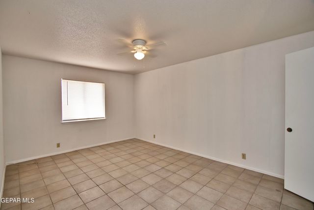 252 Shadow Mountain Drive B1, El Paso, TX 79912