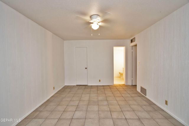 252 Shadow Mountain Drive B1, El Paso, TX 79912