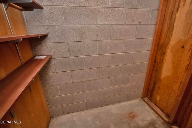 252 Shadow Mountain Drive B1, El Paso, TX 79912