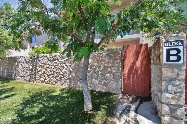 252 Shadow Mountain Drive B1, El Paso, TX 79912