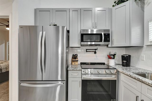 16942 Balmoral, Montgomery, TX 77316
