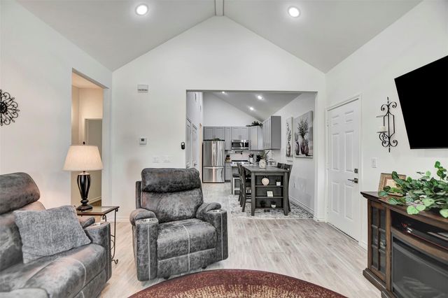 16942 Balmoral, Montgomery, TX 77316