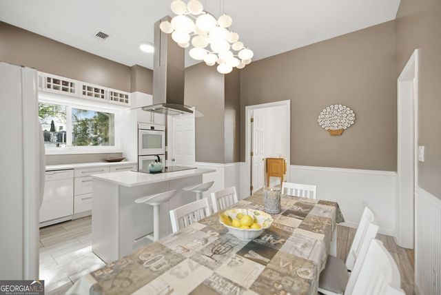 4136 Lakeshore Way, Marietta, GA 30067