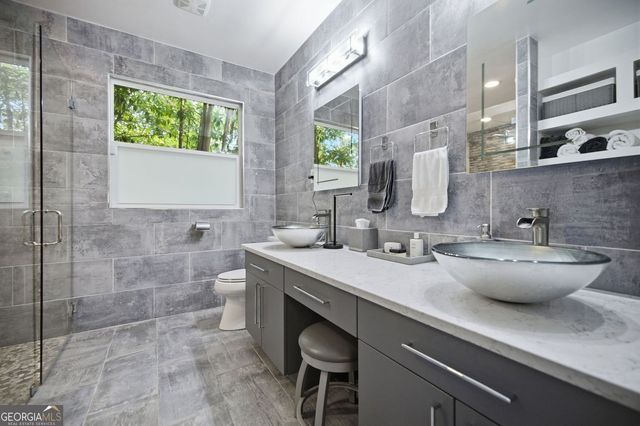 4136 Lakeshore Way, Marietta, GA 30067