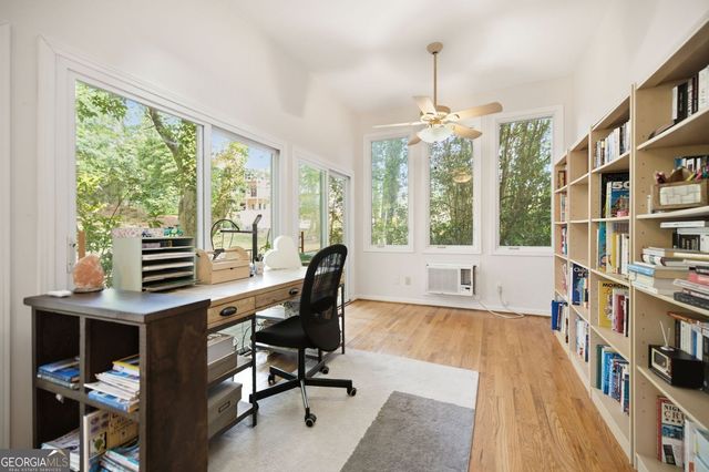 4136 Lakeshore Way, Marietta, GA 30067