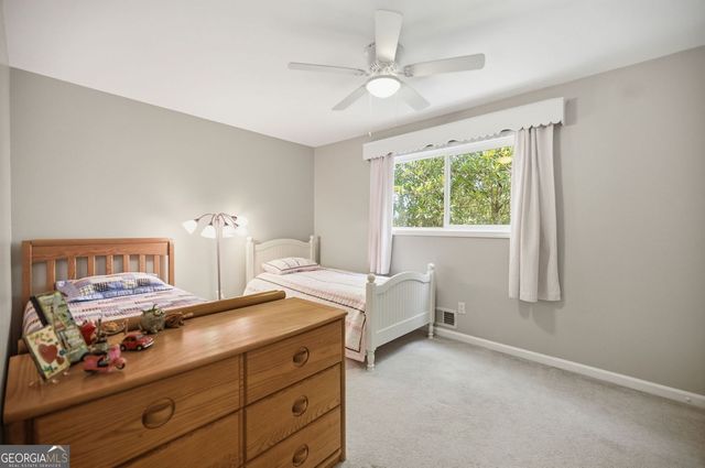 4136 Lakeshore Way, Marietta, GA 30067