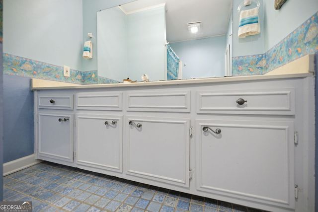 4136 Lakeshore Way, Marietta, GA 30067