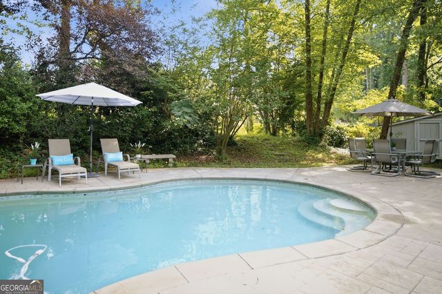 4136 Lakeshore Way, Marietta, GA 30067