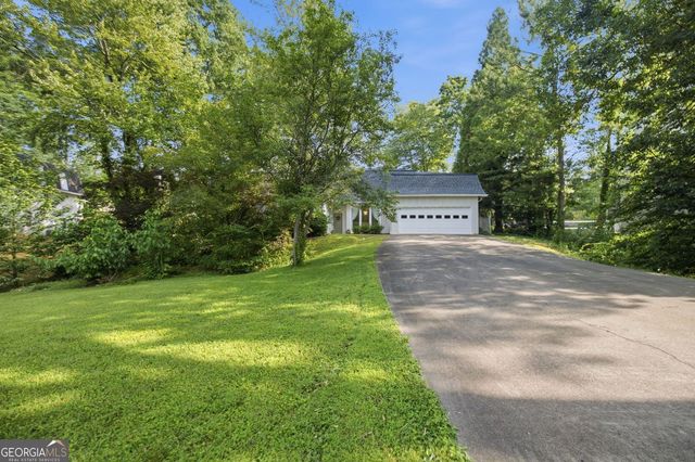 4136 Lakeshore Way, Marietta, GA 30067