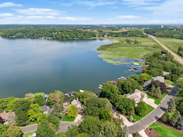 3890 Lone Cedar Lane, Chaska, MN 55318