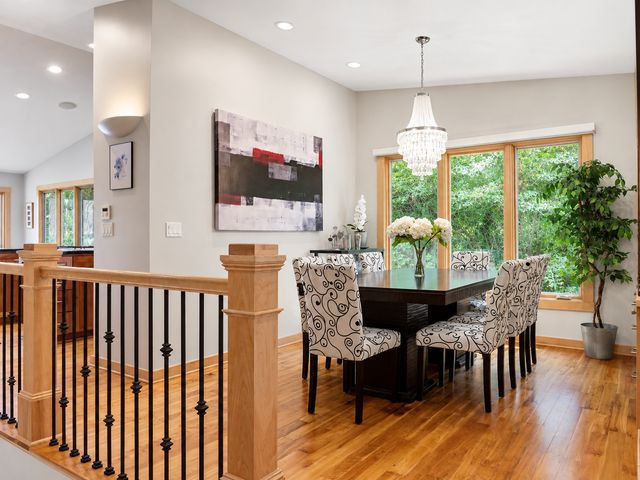 3890 Lone Cedar Lane, Chaska, MN 55318