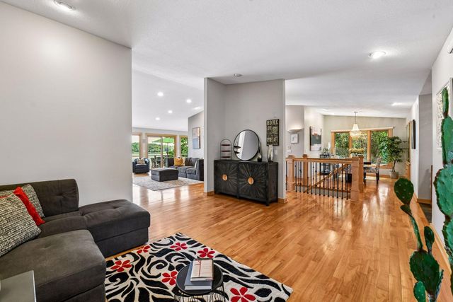 3890 Lone Cedar Lane, Chaska, MN 55318