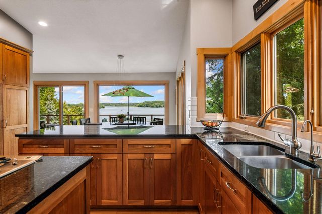 3890 Lone Cedar Lane, Chaska, MN 55318