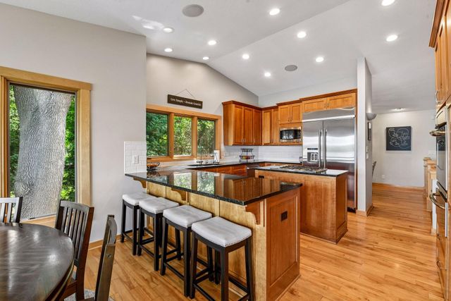 3890 Lone Cedar Lane, Chaska, MN 55318