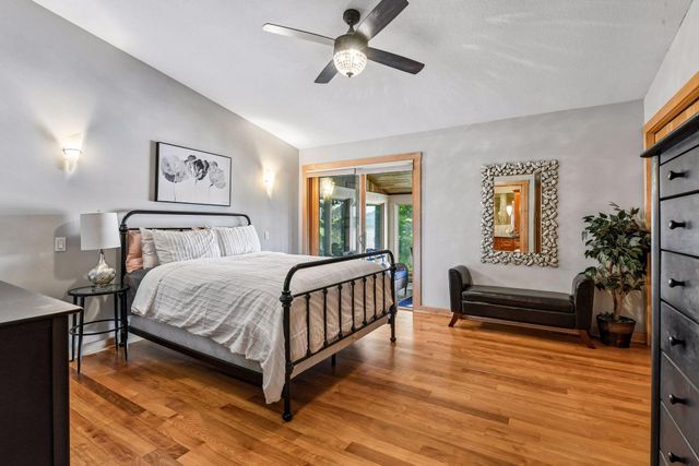 3890 Lone Cedar Lane, Chaska, MN 55318