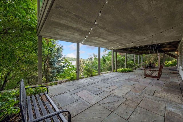 3890 Lone Cedar Lane, Chaska, MN 55318