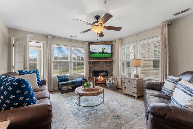 351 S Wildwood Drive 4, Branson, MO 65616