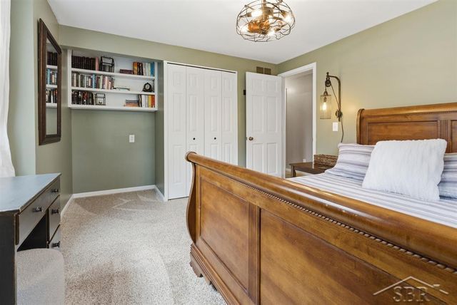 1301 Whitehall Street, Midland, MI 48642
