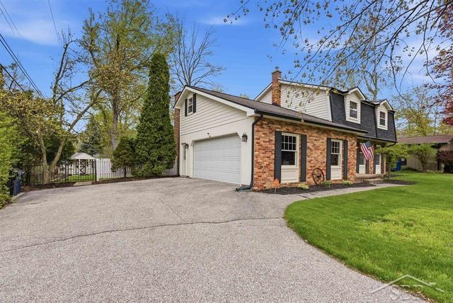 1301 Whitehall Street, Midland, MI 48642
