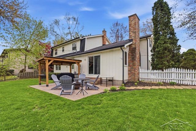 1301 Whitehall Street, Midland, MI 48642