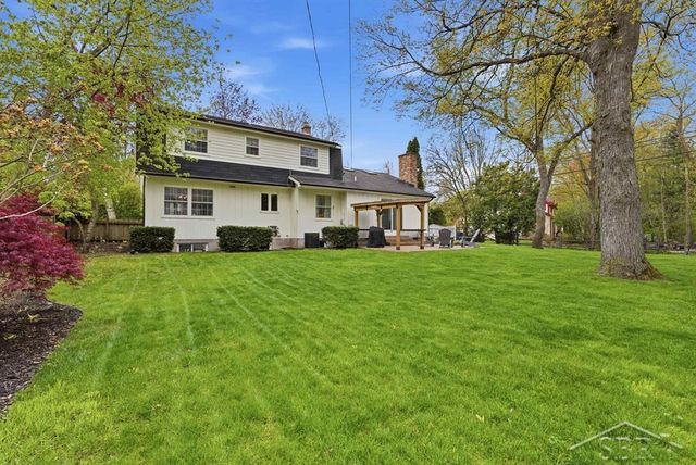 1301 Whitehall Street, Midland, MI 48642