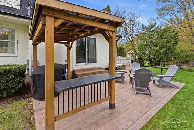 1301 Whitehall Street, Midland, MI 48642