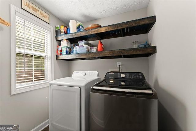 4055 Ivy Run Circle, Duluth, GA 30096