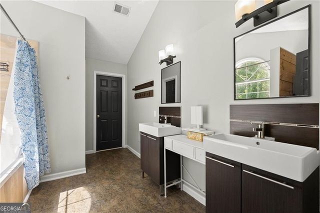 4055 Ivy Run Circle, Duluth, GA 30096