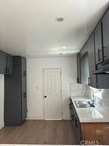 1107 King, Wilmington, CA 90744