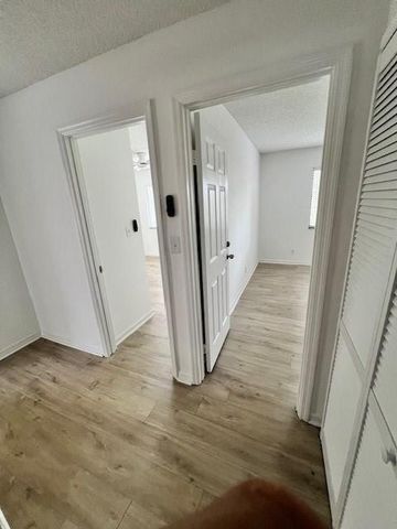 8331 SW 39th Court, Davie, FL 33328