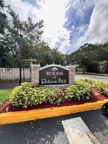 8331 SW 39th Court, Davie, FL 33328