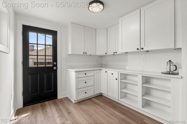125 S Lafayette Street, Dearborn, MI 48124