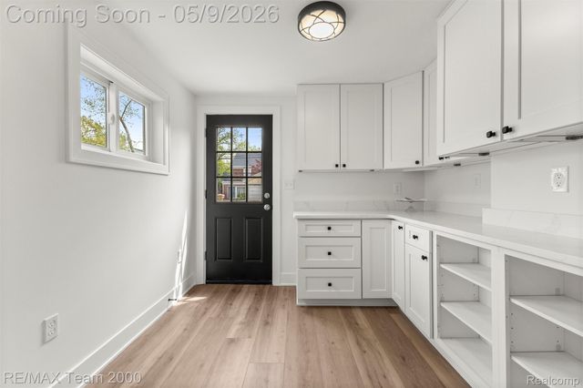 125 S Lafayette Street, Dearborn, MI 48124