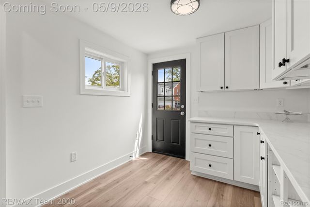 125 S Lafayette Street, Dearborn, MI 48124
