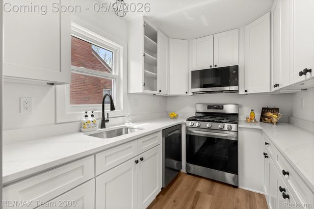 125 S Lafayette Street, Dearborn, MI 48124