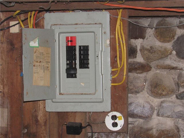 149 Geneva Street, Lyons, NY 14489