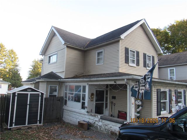 149 Geneva Street, Lyons, NY 14489