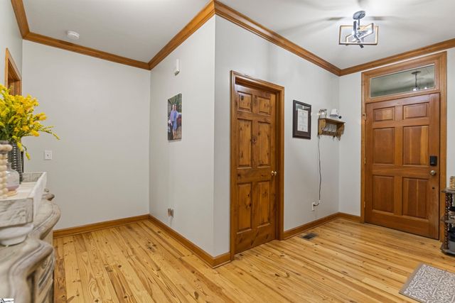 14 Woodbine Drive, Cleveland, SC 29635