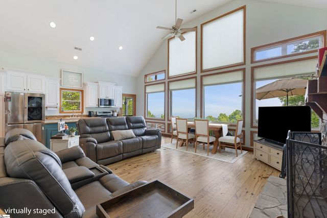 14 Woodbine Drive, Cleveland, SC 29635