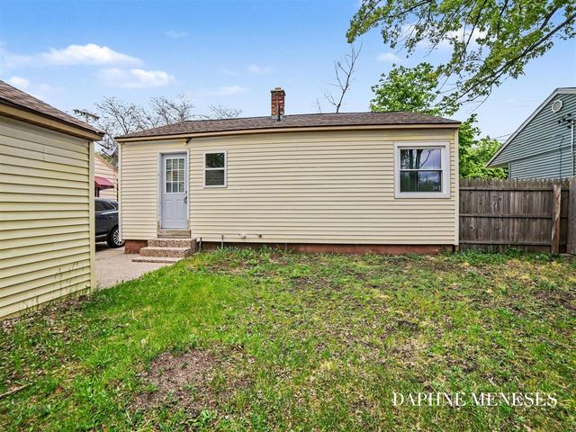 1083 Amity Avenue, Muskegon, MI 49442